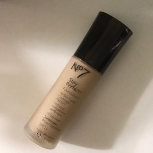 Foundation | Number 7 STAY PERFECT